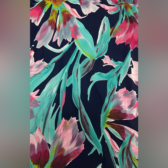 LULU’S Here and Luau Navy Multi Floral Swing Dress (w/tiny defect) Sz.S - Picture 6 of 14